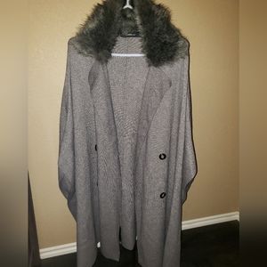 Zara Oversized Poncho Cape Faux fur Collar Double Breasted
